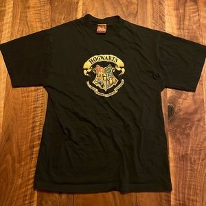 2001 Hogwarts School Badge